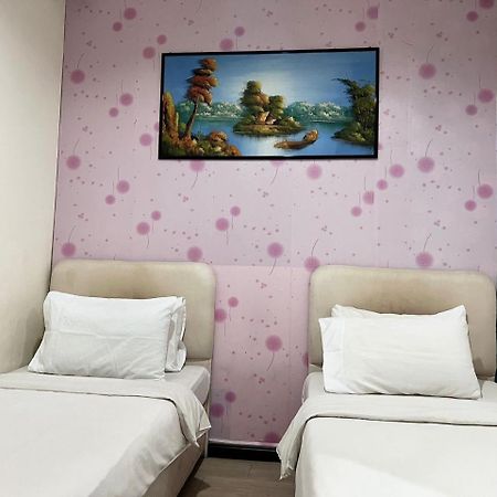 Ig Cottage Hotel 알로르세타르 외부 사진