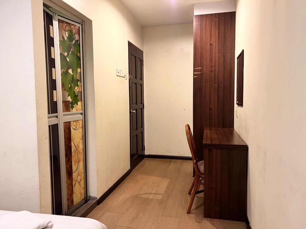 Ig Cottage Hotel 알로르세타르 외부 사진