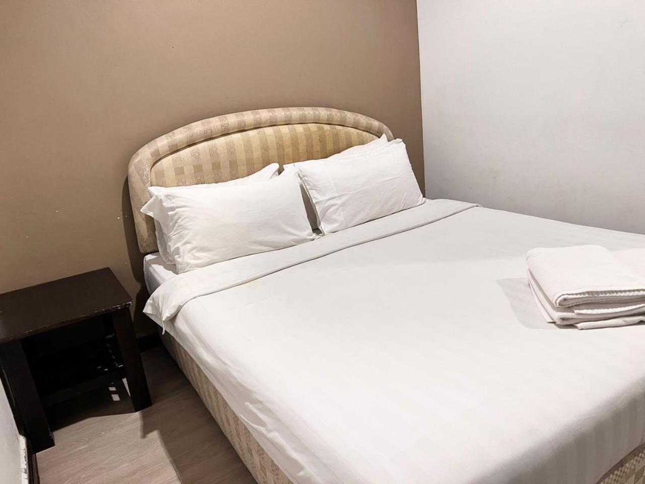 Ig Cottage Hotel 알로르세타르 외부 사진