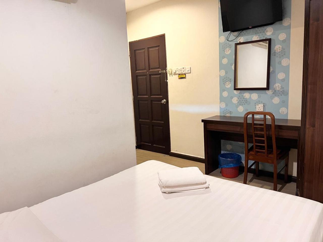 Ig Cottage Hotel 알로르세타르 외부 사진